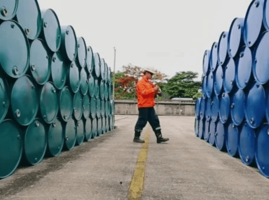 cost to ship a barrel